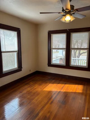 $129,900 | 1610 South East Street, Jacksonville, IL 62650