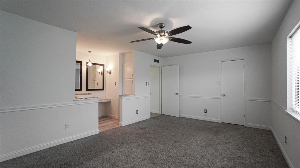 2115 Chatsworth Road Carrollton, TX 75007 - Photo 15 of 25