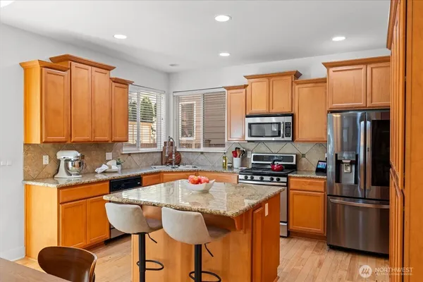 $1,238,988 | 5221 Northeast 7th Place, Renton, WA 98059