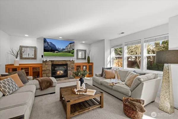 $1,238,988 | 5221 Northeast 7th Place, Renton, WA 98059
