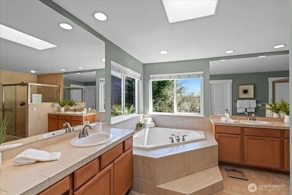 $1,238,988 | 5221 Northeast 7th Place, Renton, WA 98059