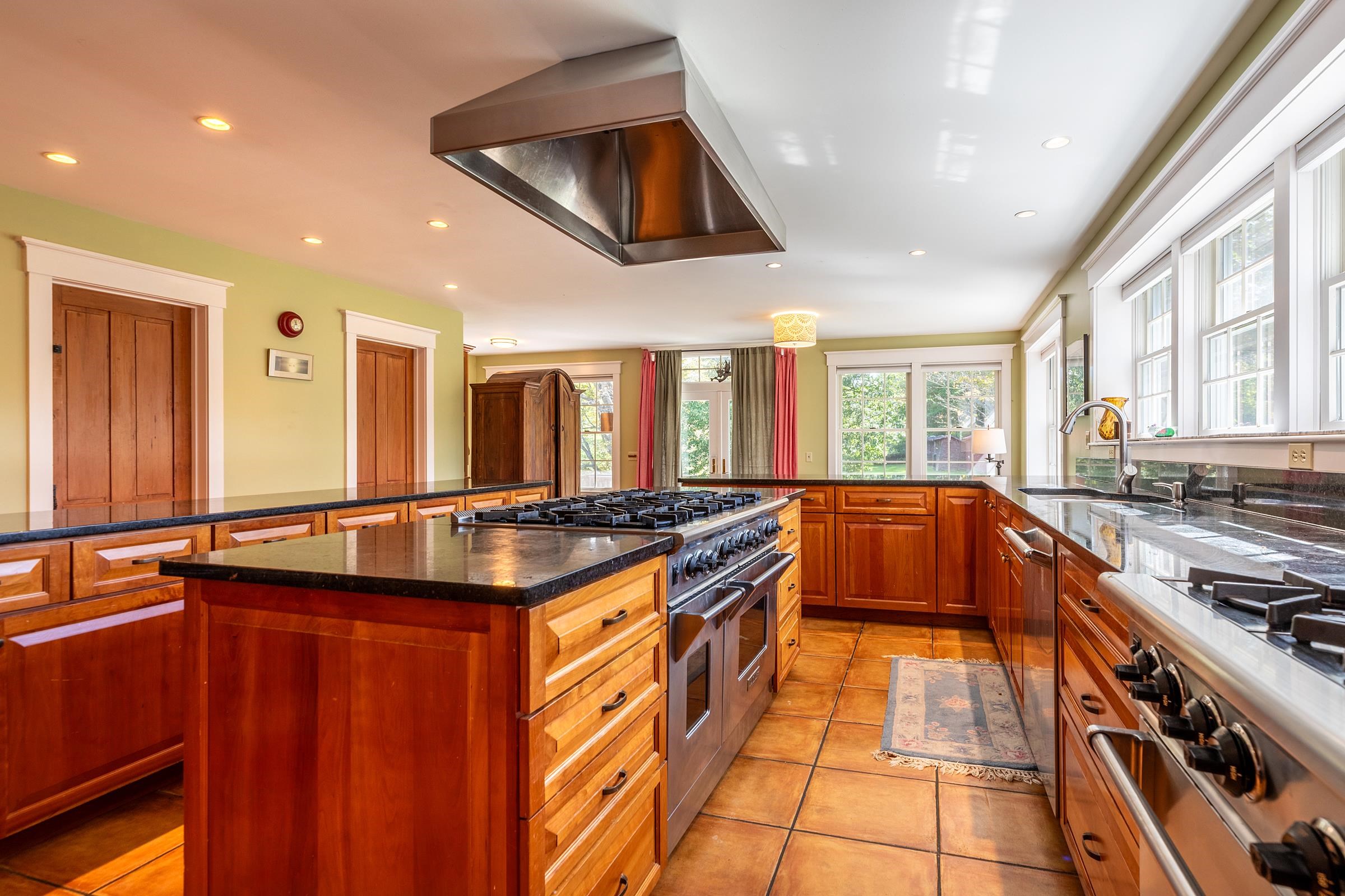 5518 Highway 12 Barnard, VT 05091 - Photo 11 of 40