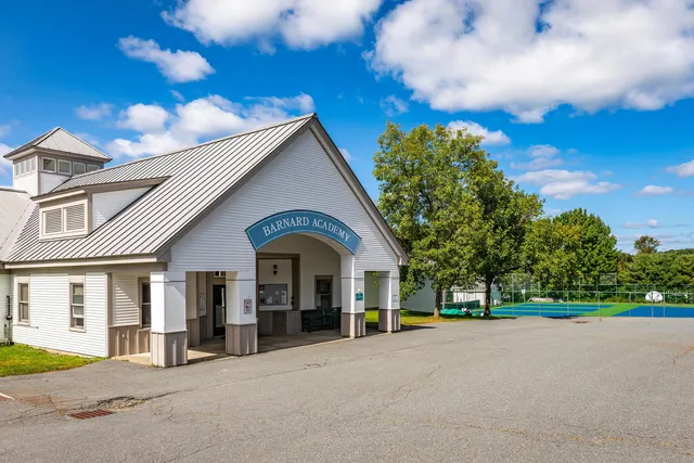 $2,299,000 | 5518 Highway 12, Barnard, VT 05091