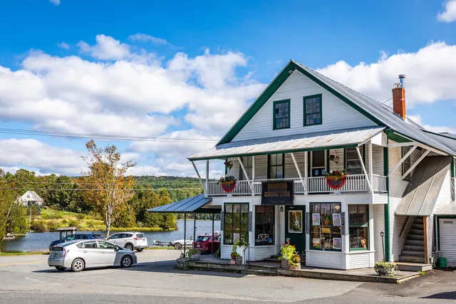 $2,299,000 | 5518 Highway 12, Barnard, VT 05091