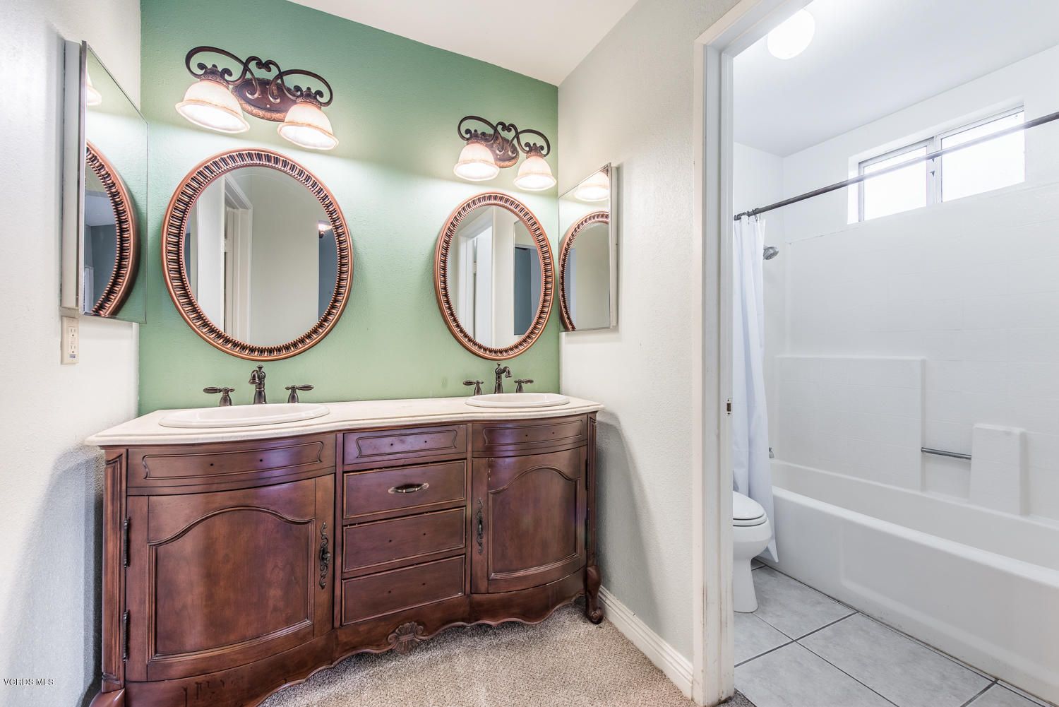3962 Cochran Street, Unit 69 Simi Valley, CA 93063 - Photo 21 of 26 Master Bathroom