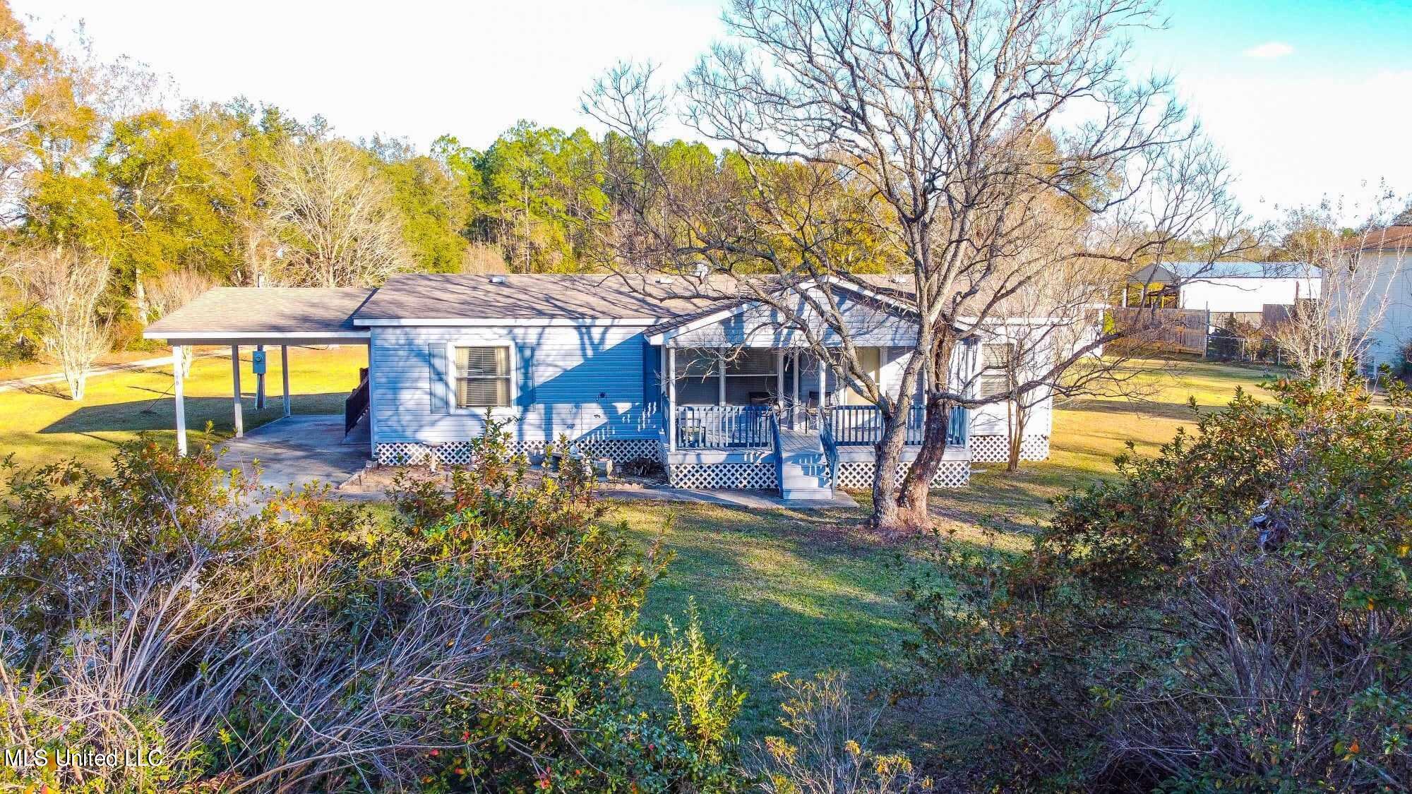 11066 Hughes Road Gulfport, MS 39503 - Photo 10 of 27 410326085_945531163595594_57966574956766