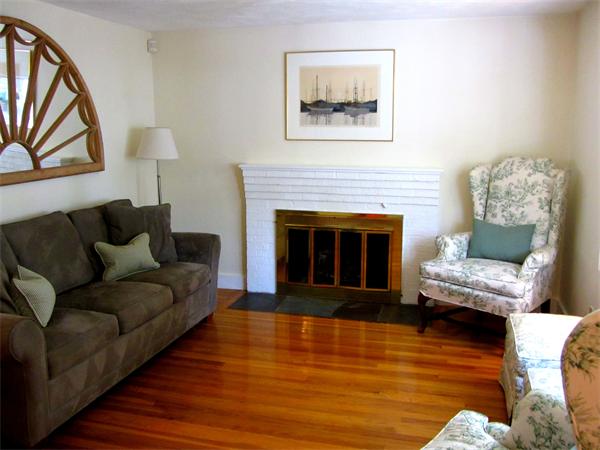 52 Prospect Street Boston, MA 02136 - Photo 4 of 13 Gallery Image 4