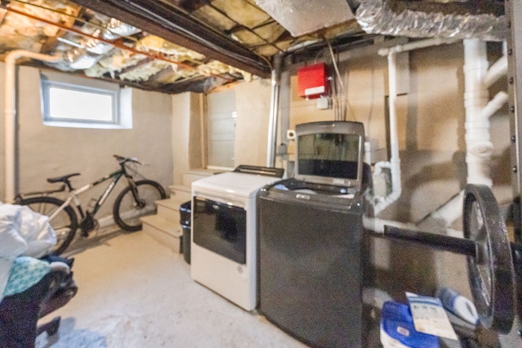 190 Shute Street Everett, MA 02149 - Photo 15 of 16