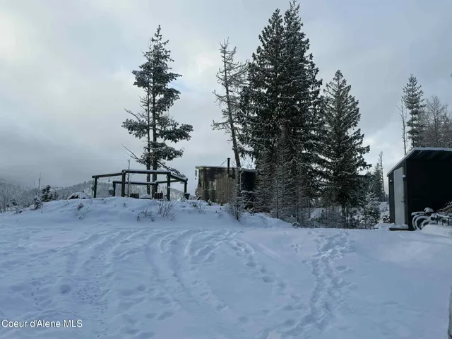 $299,000 | 1001 Pine Ridge Lane, Pinehurst, ID 83850