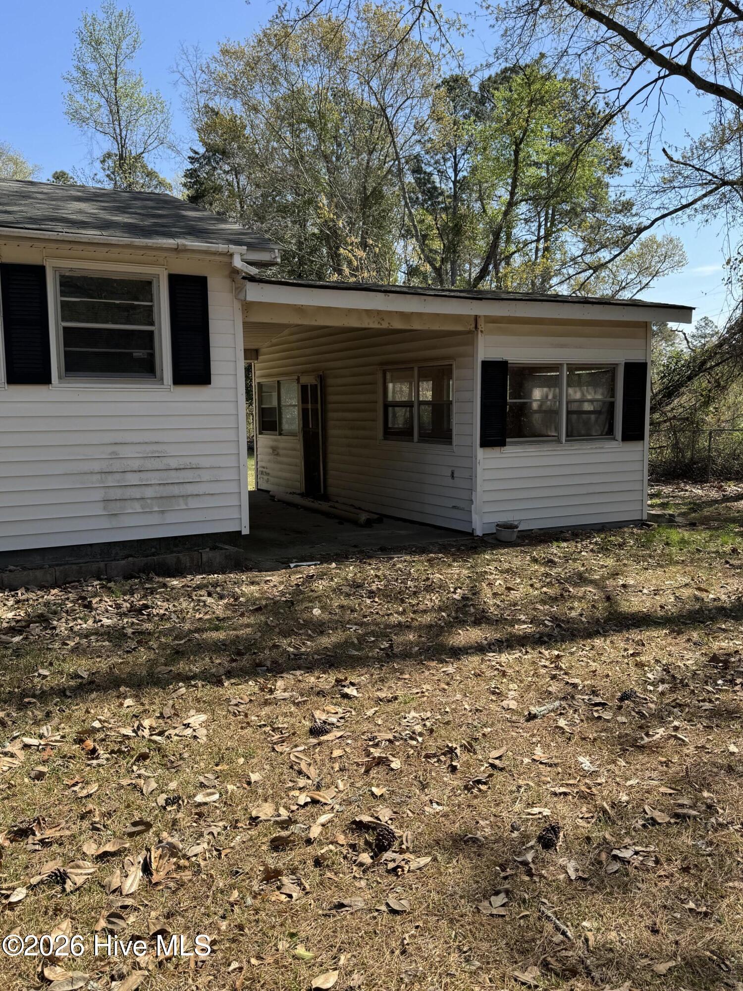 503 Casey Mill Road Dudley, NC 28333 - Photo 2 of 20 IMG_5142