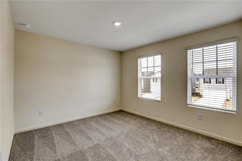 193 Hynes Street Winder, GA 30680 - Photo 7 of 38