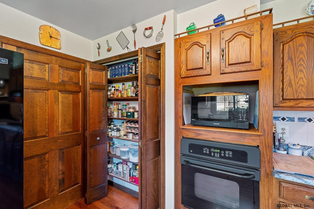 255 Beaver Dam Road Bethlehem, NY 12158 - Photo 16 of 93 Photo 52