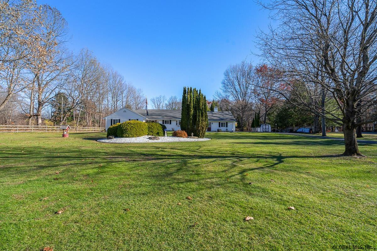 255 Beaver Dam Road Bethlehem, NY 12158 - Photo 3 of 93 Photo 16