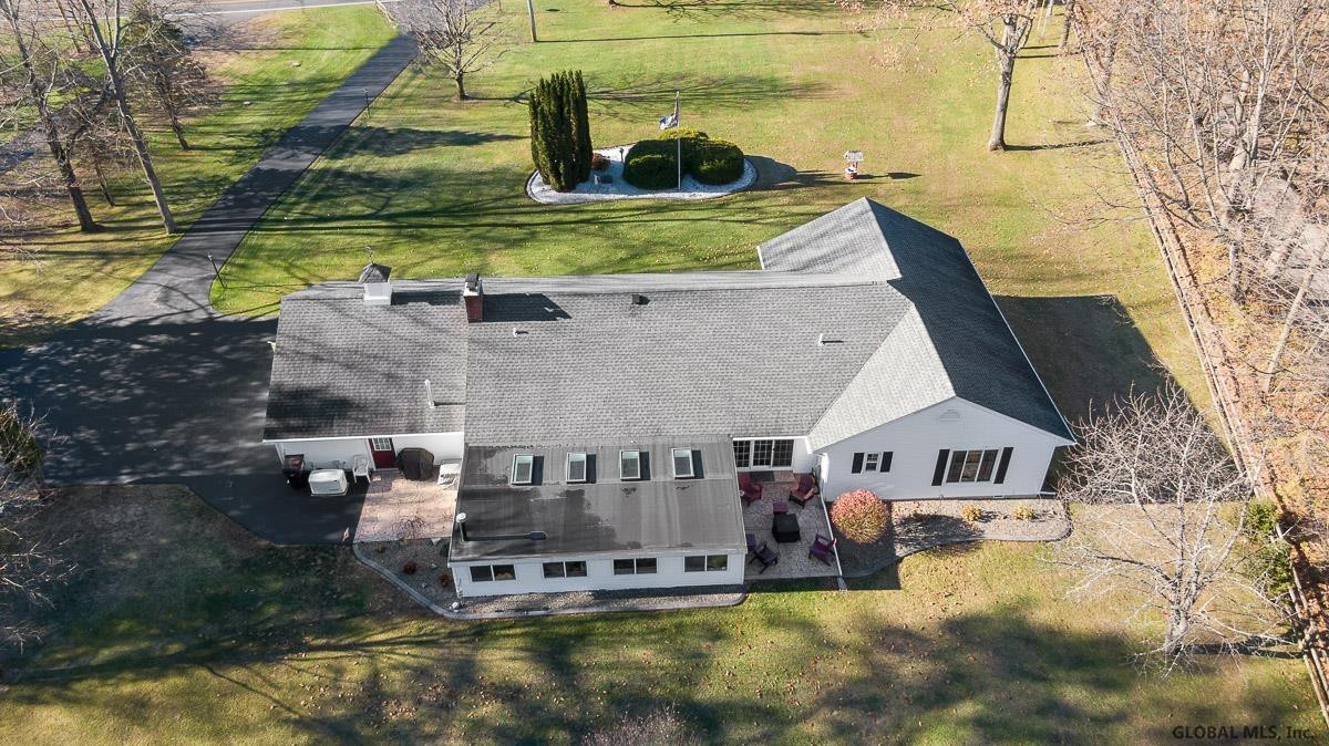 255 Beaver Dam Road Bethlehem, NY 12158 - Photo 4 of 93 Photo 8