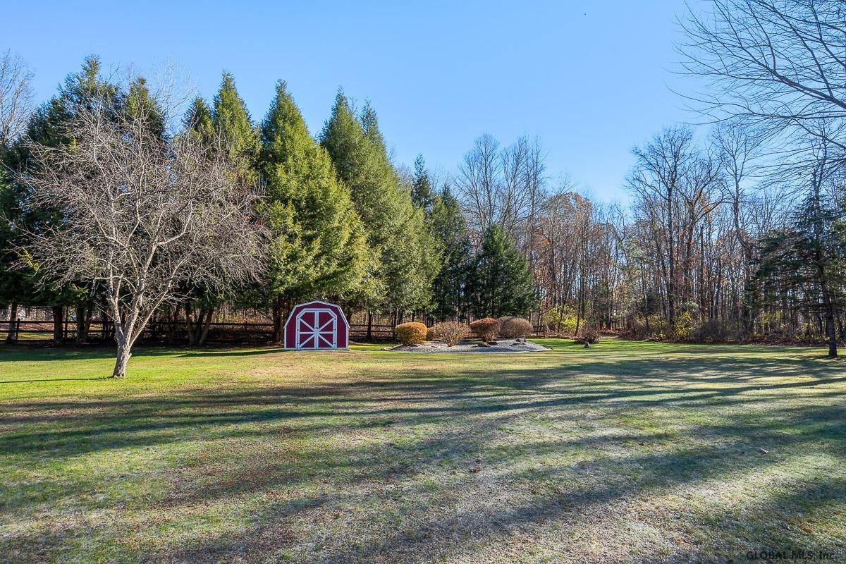 255 Beaver Dam Road Bethlehem, NY 12158 - Photo 5 of 93 Photo 33