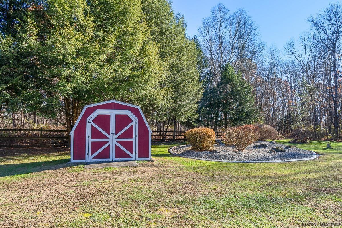 255 Beaver Dam Road Bethlehem, NY 12158 - Photo 72 of 93 Photo 34