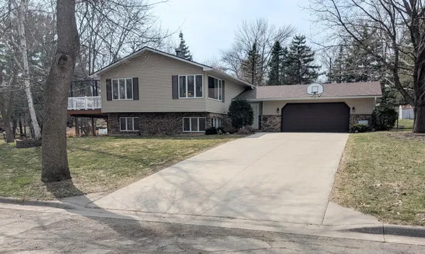 $289,000 | 209 South 10th Street, Montevideo, MN 56265