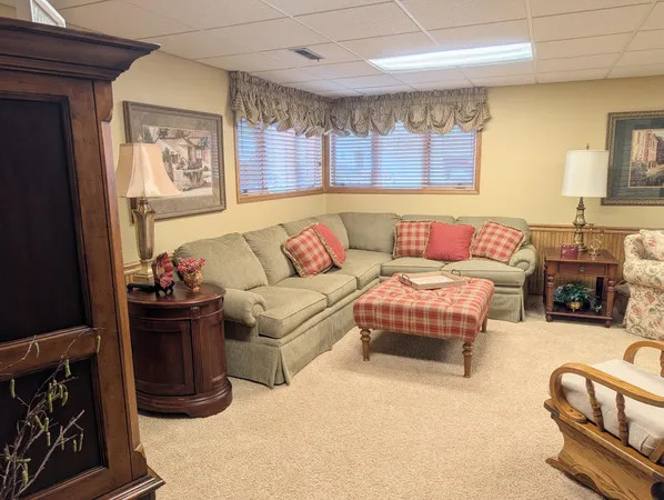 $289,000 | 209 South 10th Street, Montevideo, MN 56265