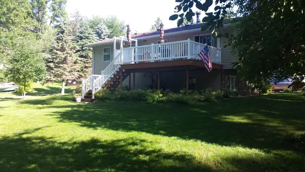 $289,000 | 209 South 10th Street, Montevideo, MN 56265
