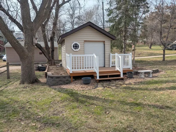 $289,000 | 209 South 10th Street, Montevideo, MN 56265