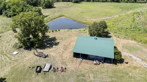 $579,950 | 27627 West 335th Street, Osawatomie, KS 66064