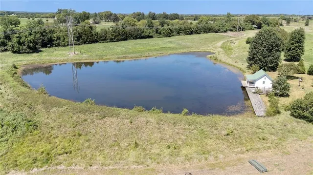 $579,950 | 27627 West 335th Street, Osawatomie, KS 66064