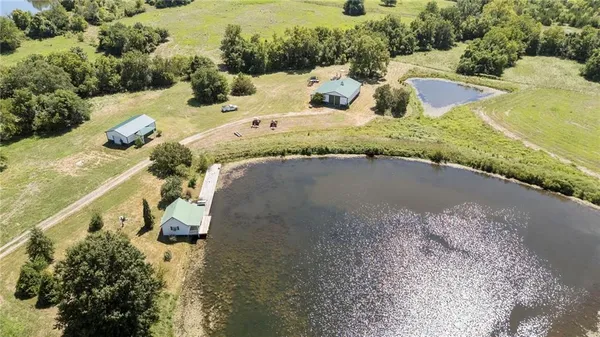 $579,950 | 27627 West 335th Street, Osawatomie, KS 66064