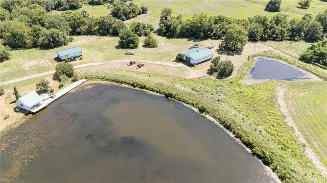 $579,950 | 27627 West 335th Street, Osawatomie, KS 66064