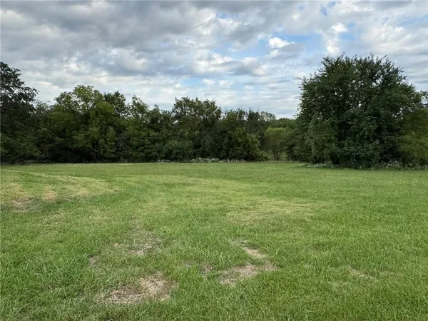 $579,950 | 27627 West 335th Street, Osawatomie, KS 66064