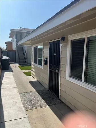 $4,200 | 802 North Glassell Street, Orange, CA 92867