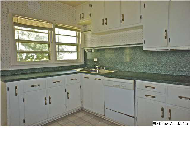 115 Red Oak Road Birmingham, AL 35206 - Photo 12 of 32
