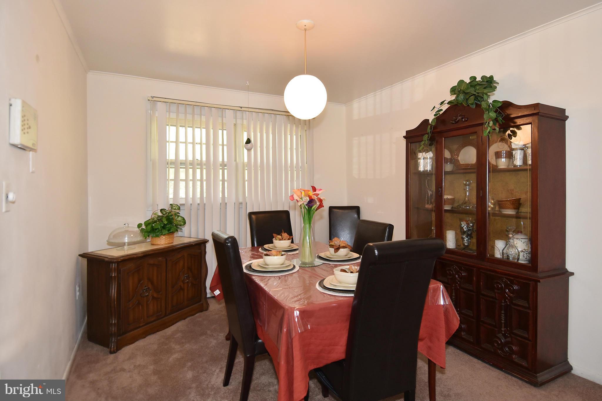 9012 Spring Avenue Lanham, MD 20706 - Photo 4 of 16 Dining Room
