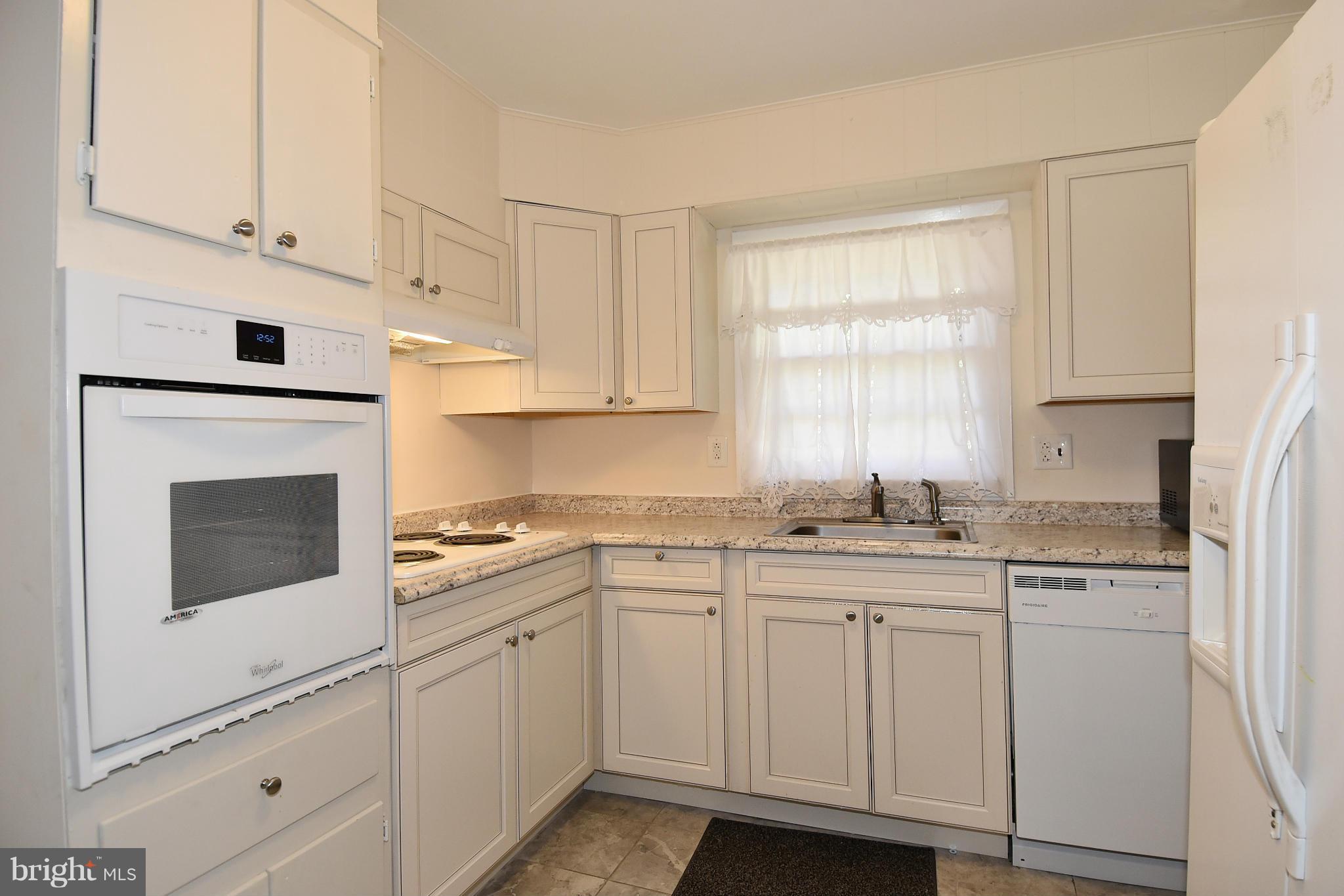 9012 Spring Avenue Lanham, MD 20706 - Photo 5 of 16 Kitchen