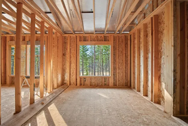 a view of entryway with hardwood