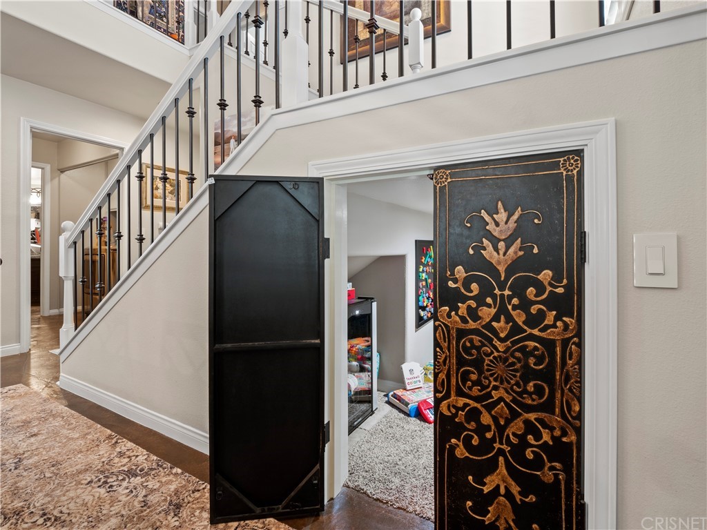 25620 Wolfe Circle Stevenson Ranch, CA 91381 - Photo 14 of 53