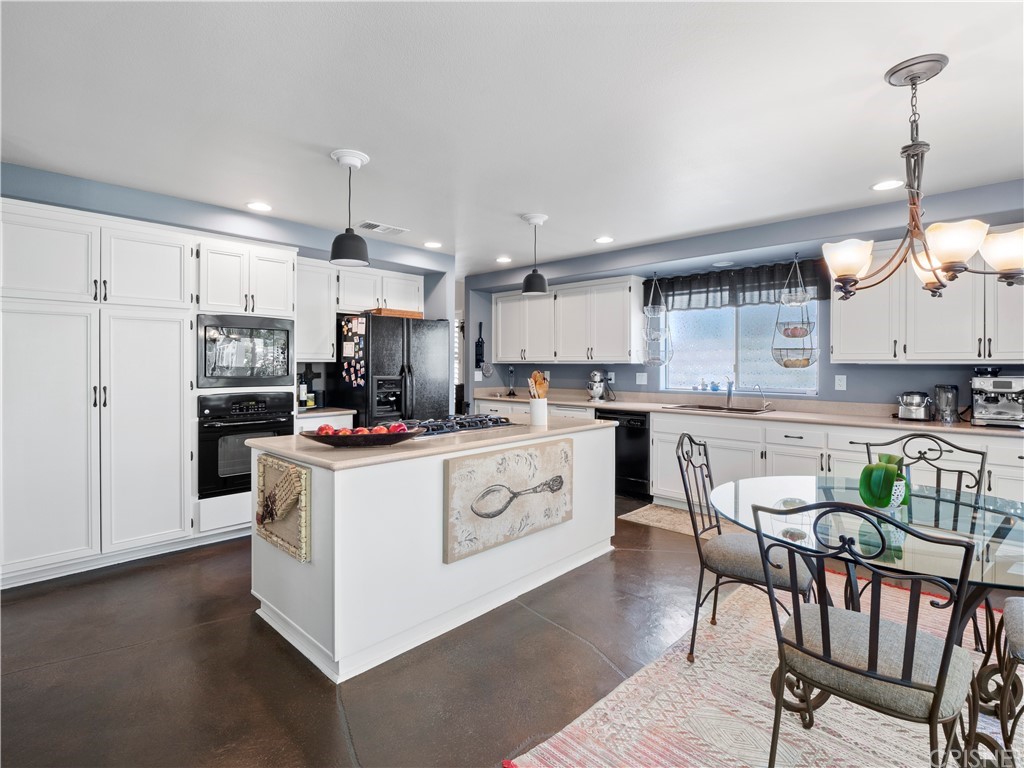 25620 Wolfe Circle Stevenson Ranch, CA 91381 - Photo 24 of 53