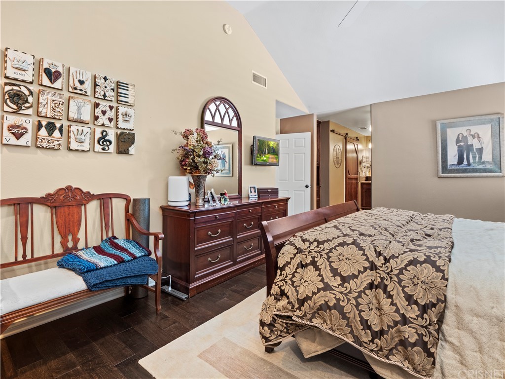 25620 Wolfe Circle Stevenson Ranch, CA 91381 - Photo 37 of 53