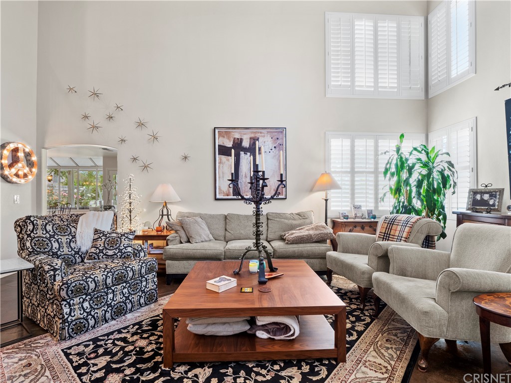 25620 Wolfe Circle Stevenson Ranch, CA 91381 - Photo 5 of 53