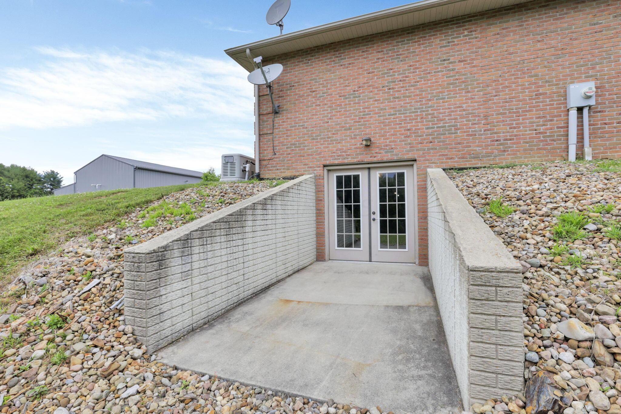 3982 Green Road Northeast Somerset, OH 43783 - Photo 41 of 57 43-web-or-mls-0V3A1874