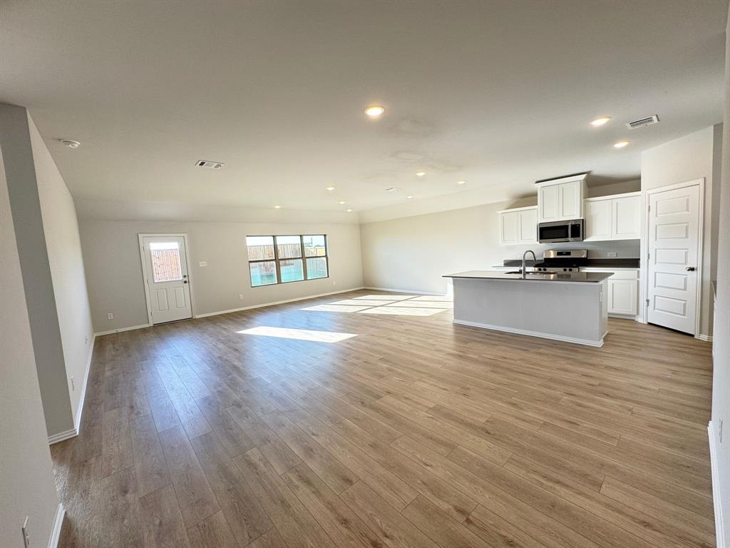 2022 Sycamore Rdg Trail Van Alstyne, TX 75495 - Photo 12 of 28