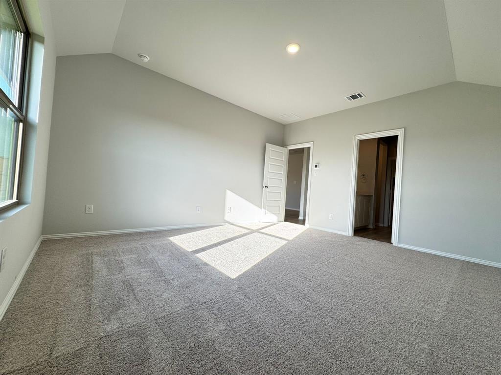 2022 Sycamore Rdg Trail Van Alstyne, TX 75495 - Photo 8 of 28