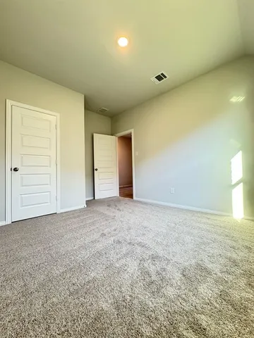 $2,000 | 2022 Sycamore Rdg Trail, Van Alstyne, TX 75495