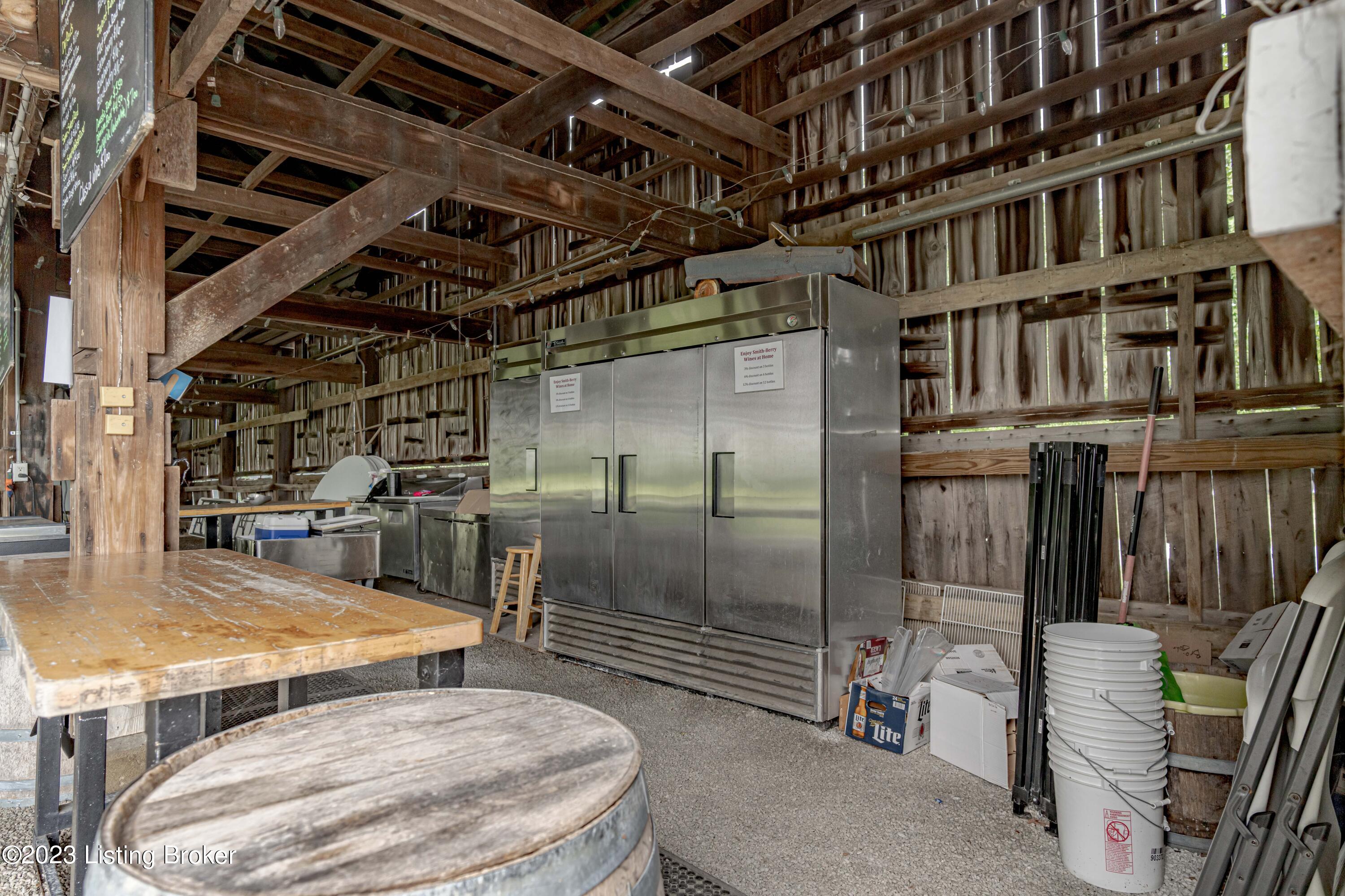 855 Drennon Road New Castle, KY 40050 - Photo 51 of 117 Event_Barn5