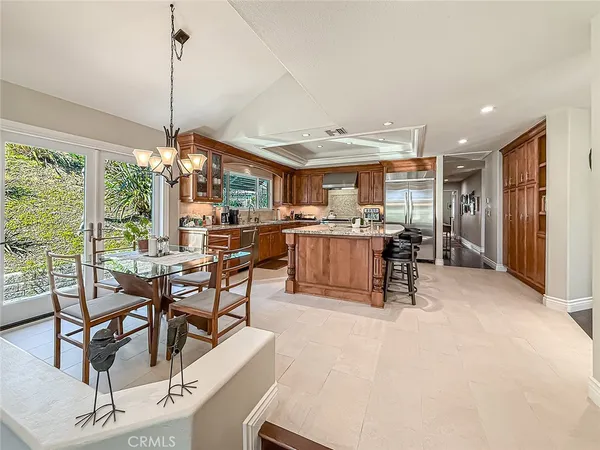 $1,995,000 | 491 Twin Oaks Court, Thousand Oaks, CA 91362