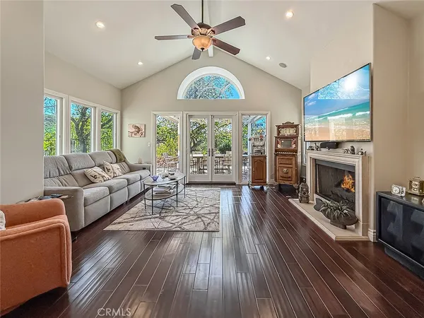 $1,995,000 | 491 Twin Oaks Court, Thousand Oaks, CA 91362