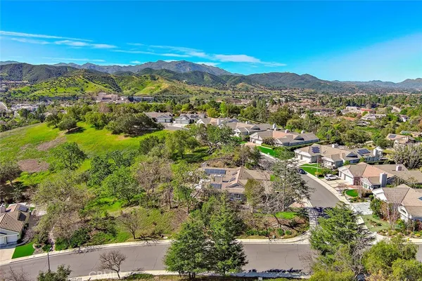 $1,995,000 | 491 Twin Oaks Court, Thousand Oaks, CA 91362