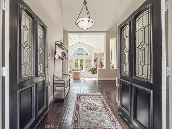$1,995,000 | 491 Twin Oaks Court, Thousand Oaks, CA 91362