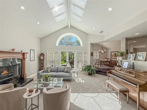 $1,995,000 | 491 Twin Oaks Court, Thousand Oaks, CA 91362