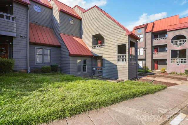 $220,000 | 9037-j M J M Keynes Drive, Unit 22, Charlotte, NC 28262