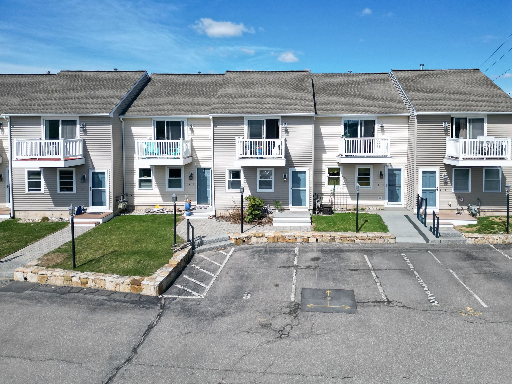 571 Winnacunnet Road, Unit 3 Hampton, NH 03842 - Photo 5 of 17